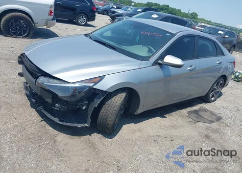 2023 Hyundai Elantra Sel from USA, damaged, VIN 5NPLS4AG3PH102724